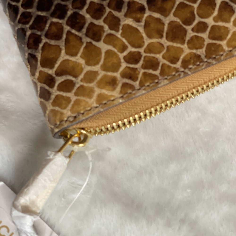 Authentic MK wallet - Picture 3 of 6